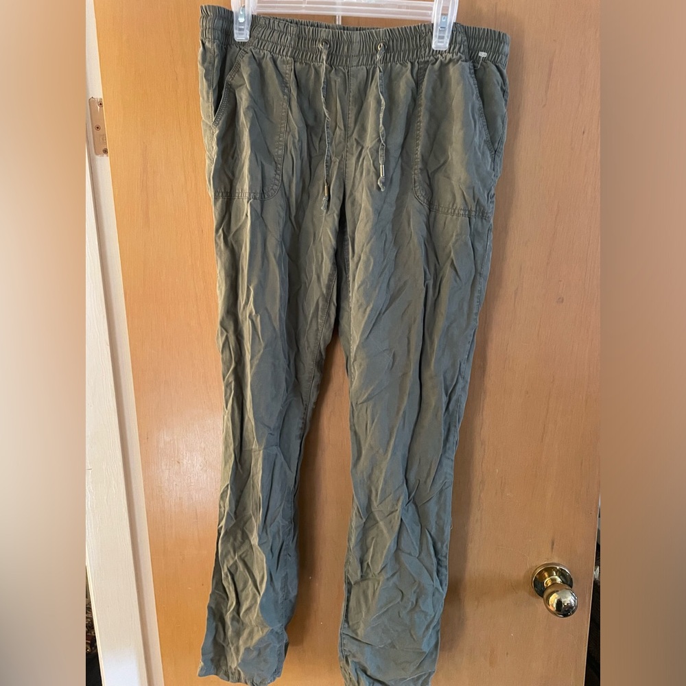 Ladies pants